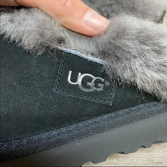 UGG | Cluggette Slippers In Black Grey Indoor Outdoor NEW - Picture 17 of 17